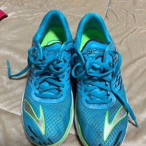 Women's Brooks Running Shoes 8.5